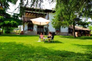 Casa rural navarra Mertxenea. El jardín 